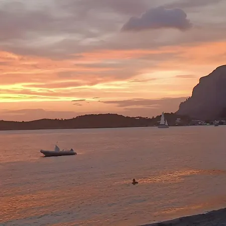 Syrios No 2 Apartamento Myrties