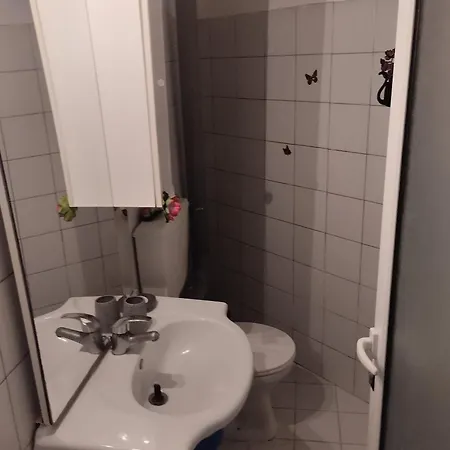 Syrios No 2 Apartment
